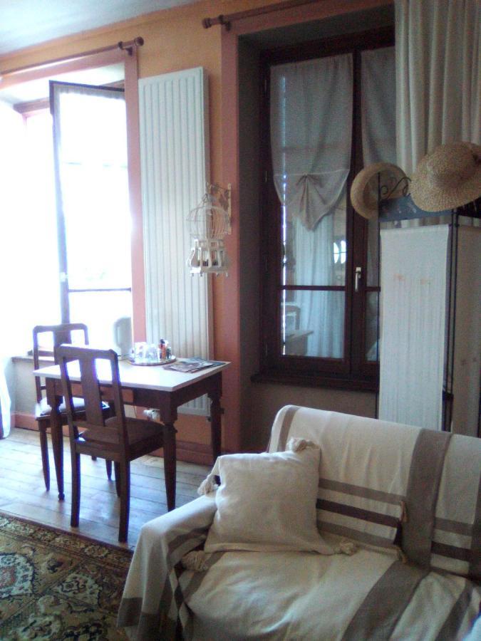 La Ganse Blanche Bed and Breakfast Usson-en-Forez Εξωτερικό φωτογραφία