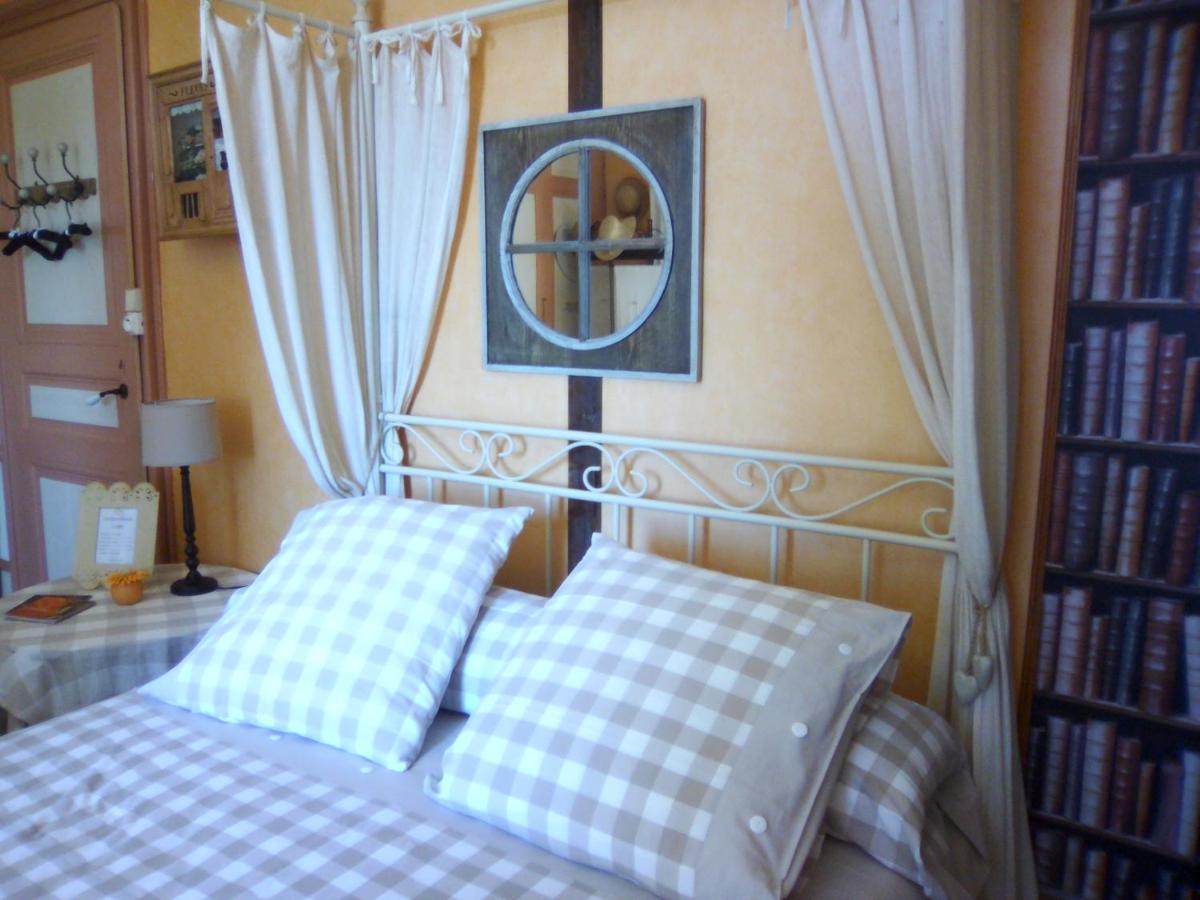 La Ganse Blanche Bed and Breakfast Usson-en-Forez Εξωτερικό φωτογραφία